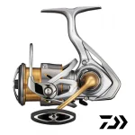 DAIWA 21 Freams LT 3000-C макарa